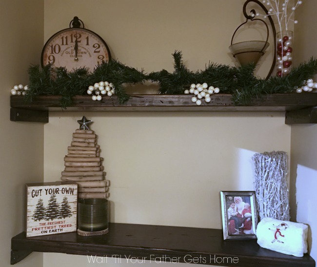 Simple Christmas Decor from #OrientalTrading makes decorating easy! #ad #sp #OrientalTrading #Christmas #ChristmasDecor